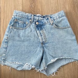 princess polly asymmetrical jean shorts size 2